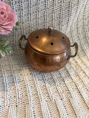 Copper-Colored Home Kitchen Covered Pot with Handles